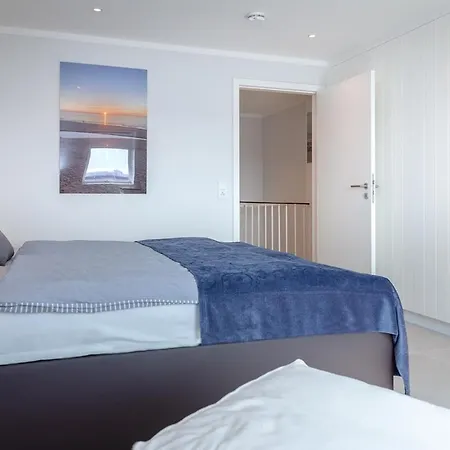 Apartment F35b 33 Seaside 33